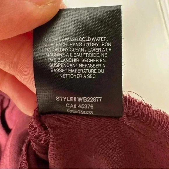 Suzy Shier Blouse Sleeveless Cross  Front Burgundy Size Large - Picture 8 of 16